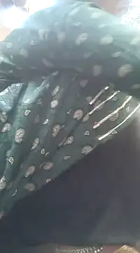 Snapshot of Simaran_bhabhi chatting on February 18, 1:10 am Simaran bhabhi online show from February 18, 1:10 am