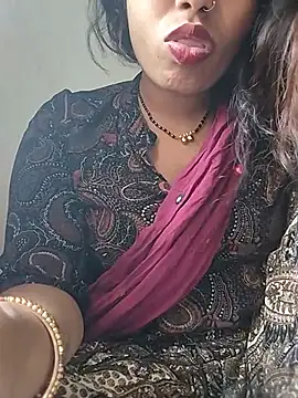 Snapshot of Simaran_bhabhi chatting on May 26, 3:35 am Simaran bhabhi online show from May 26, 3:35 am