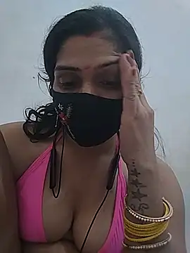 Snapshot of Simaran_bhabhi chatting on May 29, 12:14 pm Simaran bhabhi online show from May 29, 12:14 pm