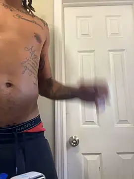 1BeautyN1Beast online show from December 22, 5:53 pm