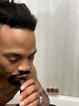 1BeautyN1Beast online show from November 13, 3:55 pm