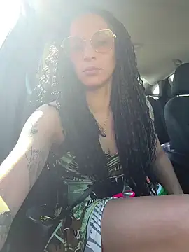 Shuggabutt online show from March 8, 9:51 pm