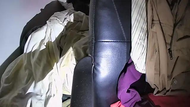 Snapshot of MartaMoon96 chatting on October 28, 10:45 pm MartaMoon96 online show from October 28, 10:45 pm