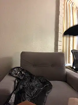 Snapshot of blndpolkadot chatting on January 30, 1:21 pm blndpolkadot online show from January 30, 1:21 pm