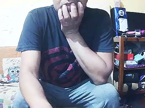 Snapshot of DiAntool chatting on October 20, 10:49 am DiAntool online show from October 20, 10:49 am