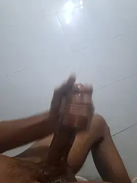 Snapshot of _BrownBoy_69_ chatting on January 10, 5:26 pm BrownBoy 69 online show from January 10, 5:26 pm