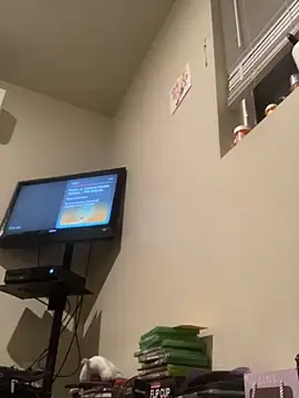 Snapshot of gaimov3r2024 chatting on November 5, 8:25 am gaimov3r2024 online show from November 5, 8:25 am