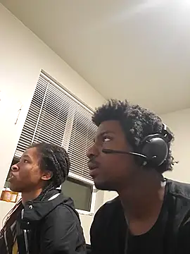 Snapshot of gaimov3r2024 chatting on November 21, 5:17 am gaimov3r2024 online show from November 21, 5:17 am