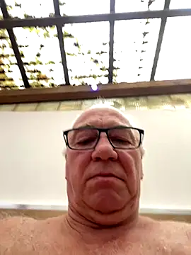 biggandybig online show from October 9, 2:15 pm