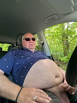 biggandybig online show from April 30, 1:39 pm