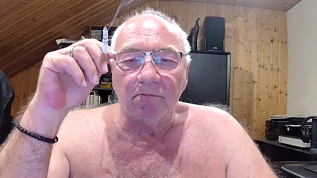 biggandybig online show from May 2, 12:37 am