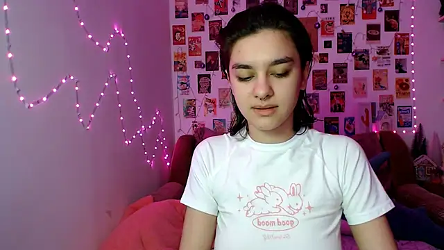 Snapshot of Celine_Dionn chatting on December 14, 10:13 am Celine Dionn online show from December 14, 10:13 am