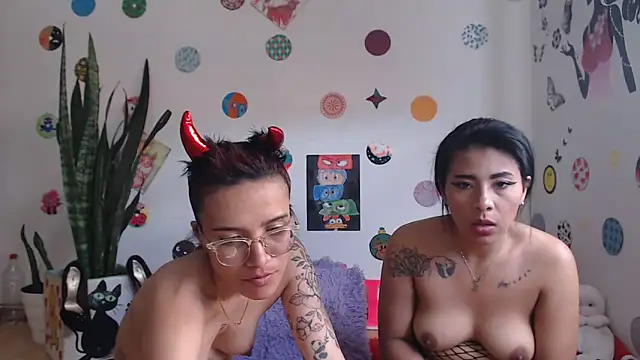 Yaumiko online show from December 19, 8:34 pm