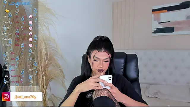 LOISE-XX online show from September 10, 5:29 am