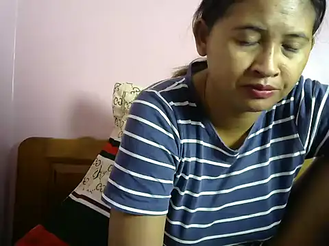 Snapshot of karen_sexy69 chatting on July 14, 8:58 pm karen sexy69 online show from July 14, 8:58 pm