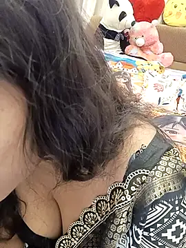 Divya girl online show from June 17, 11:56 am