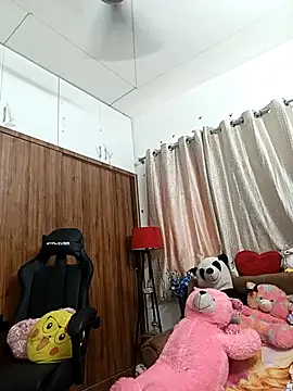Divya girl online show from August 4, 3:10 am
