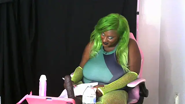 londynnvega online show from April 4, 4:33 am