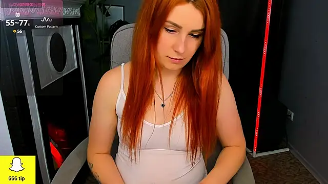 Snapshot of YrKiraXO chatting on February 21, 10:07 am YrKiraXO online show from February 21, 10:07 am