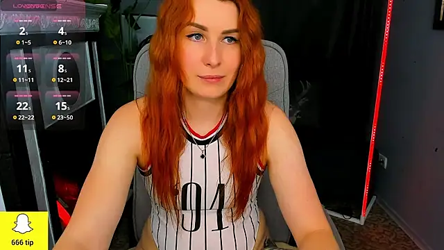 Snapshot of YrKiraXO chatting on February 24, 10:15 am YrKiraXO online show from February 24, 10:15 am