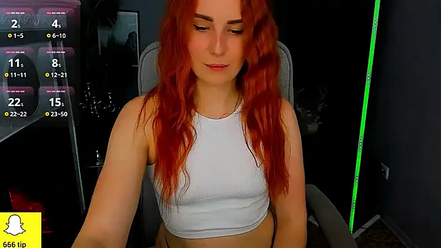 Snapshot of YrKiraXO chatting on March 14, 1:24 pm YrKiraXO online show from March 14, 1:24 pm