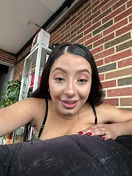 Snapshot of Venus_velez_ chatting on July 27, 12:56 pm Venus velez online show from July 27, 12:56 pm