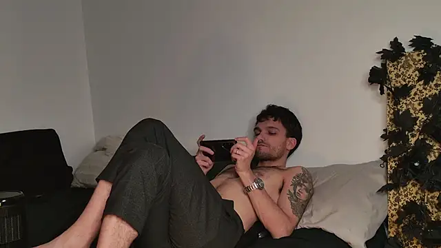 JackDesFeux online show from December 4, 8:34 am