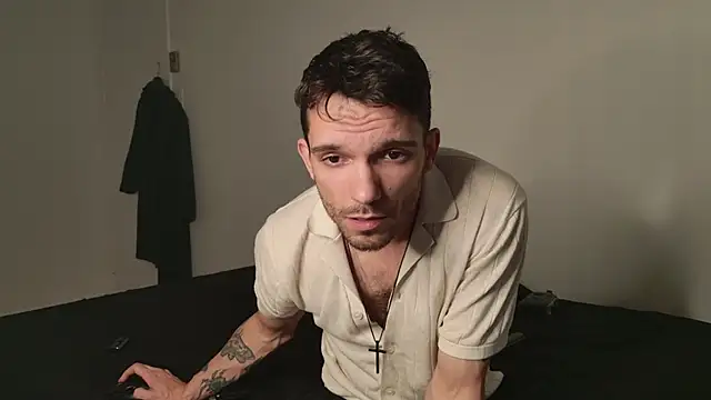 JackDesFeux online show from June 20, 5:32 am