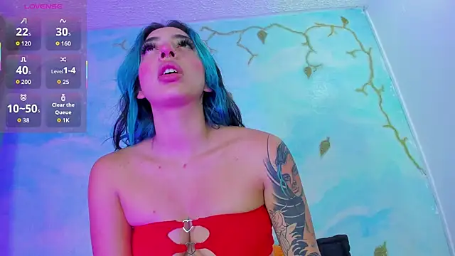 Snapshot of SaturnooStonee chatting on October 29, 6:15 am SaturnooStonee online show from October 29, 6:15 am