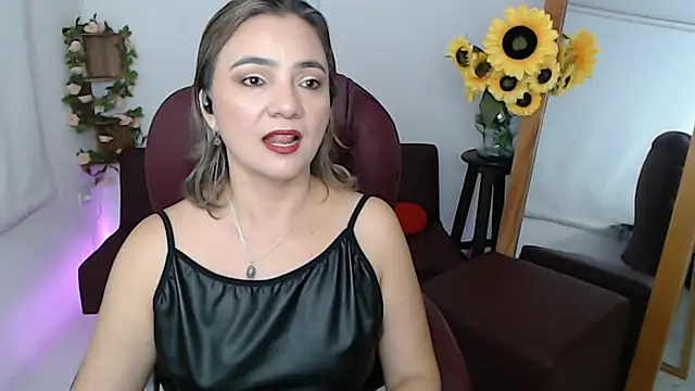 ana milf online show from July 5, 1:29 pm