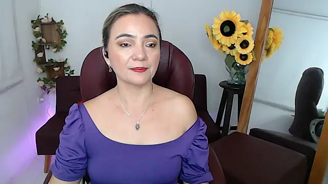 ana milf online show from July 24, 1:42 pm