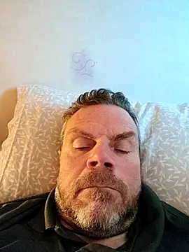 Snapshot of toptugger chatting on April 14, 5:46 am toptugger online show from April 14, 5:46 am