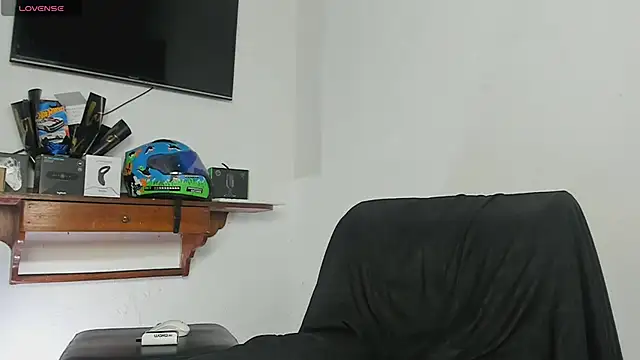 Snapshot of Xander_Str0ng chatting on November 27, 12:51 pm Xander Str0ng online show from November 27, 12:51 pm