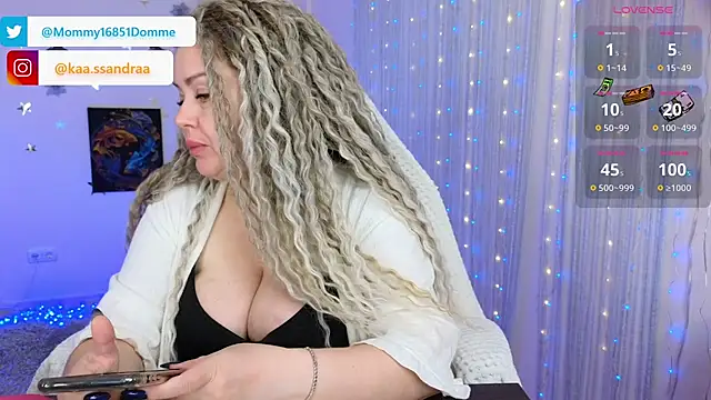 misskaassandraa online show from January 2, 6:12 pm