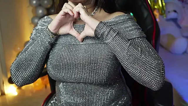 only aleesha online show from December 4, 7:12 pm