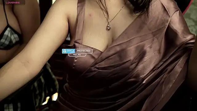 only aleesha online show from June 17, 5:14 pm