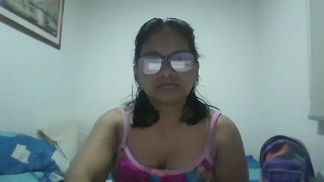 Snapshot of titssmall123 chatting on January 17, 11:52 pm titssmall123 online show from January 17, 11:52 pm