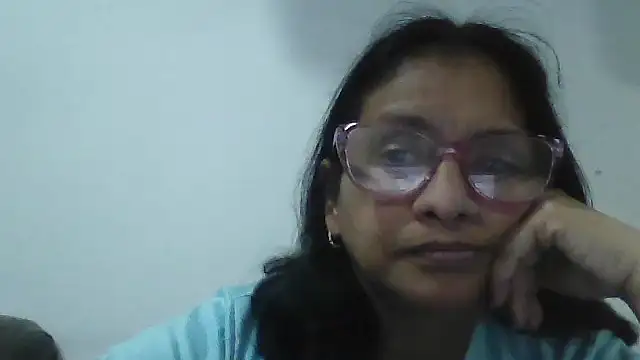Snapshot of titssmall123 chatting on February 13, 11:45 pm titssmall123 online show from February 13, 11:45 pm