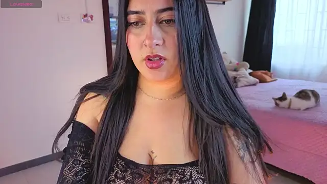 Snapshot of serenna_se chatting on May 13, 8:38 pm serenna se online show from May 13, 8:38 pm