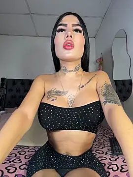 saragill323 online show from March 18, 10:57 pm