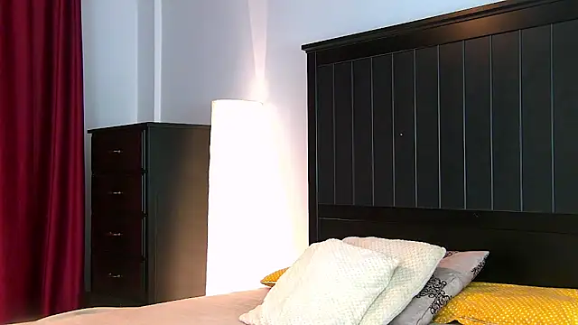 Snapshot of Yanira_Muslim chatting on October 24, 4:20 am Yanira Muslim online show from October 24, 4:20 am