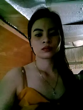 NgocQuyen2K online show from March 12, 1:47 am