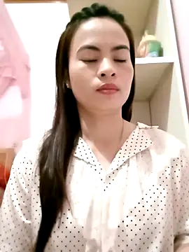 NgocQuyen2K online show from March 22, 10:04 pm