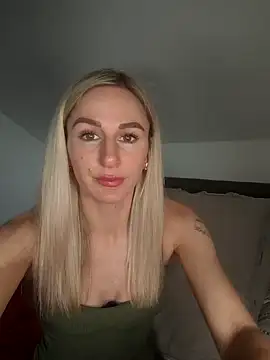 Liana Lou online show from February 23, 11:11 am