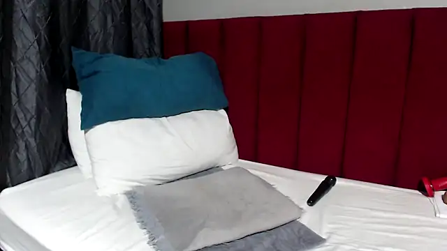 Mochabae online show from November 14, 4:00 am