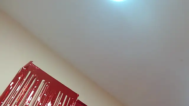 Snapshot of Latin_Mature975 chatting on February 23, 7:44 am Latin Mature975 online show from February 23, 7:44 am