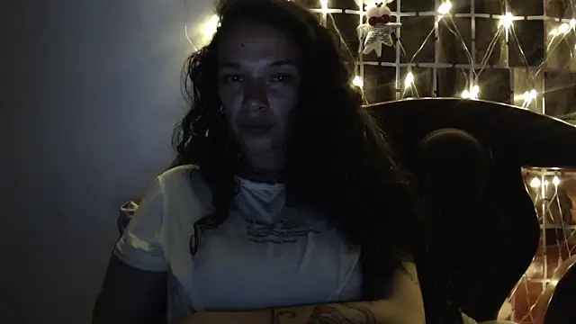 Snapshot of rebekka_simpson chatting on December 25, 11:31 pm rebekka simpson online show from December 25, 11:31 pm