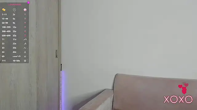 Snapshot of Lilacutte_ chatting on September 17, 8:49 am Lilacutte online show from September 17, 8:49 am