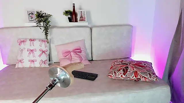 Malka Burning online show from February 17, 2:31 am