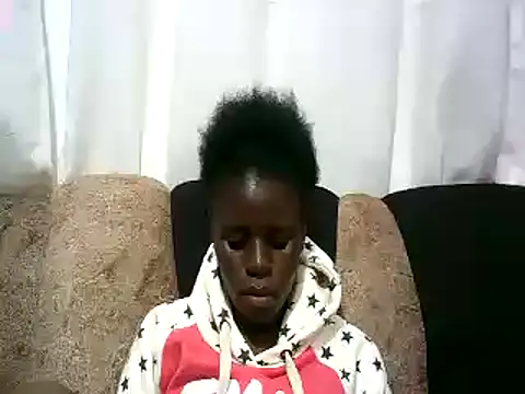 hottgirlval online show from January 9, 7:08 pm